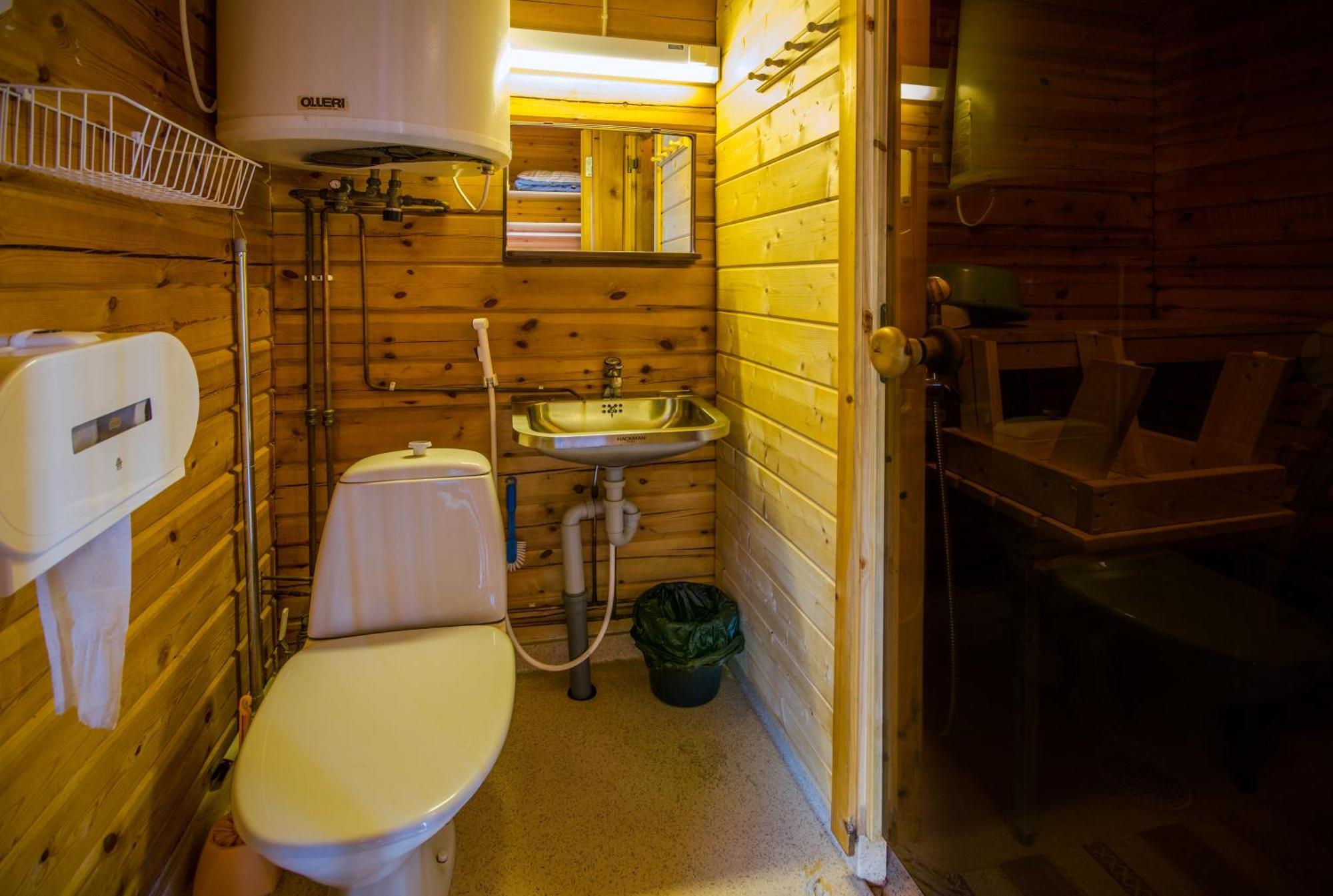 Ahvenlampi Camping Saarijärvi Rom bilde