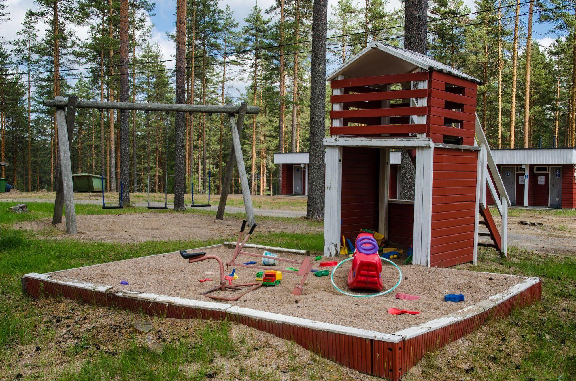 Ahvenlampi Camping Saarijärvi Eksteriør bilde